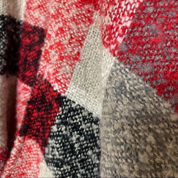 Rampage Poncho Design Red/Gray/Black. One Size. - Picture 5 of 9